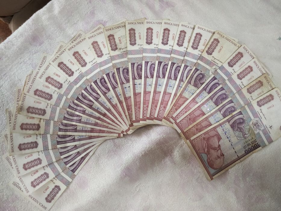 Bancnote 10000lei din93-94serii rare.Colecție.Colectionari.Pachet97buc
