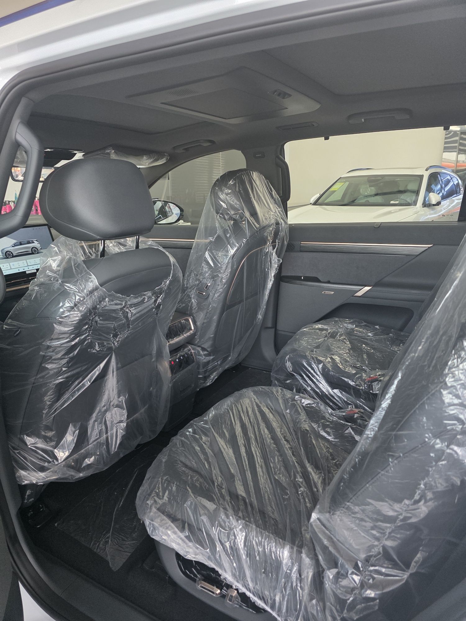Dongfeng eπ 008 gibrid 210