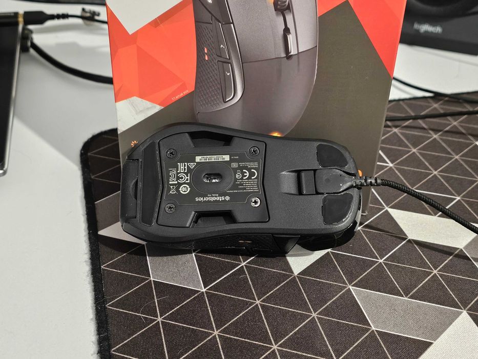 Mouse gaming SteelSeries Rival 710 – OLED, vibratii, RGB