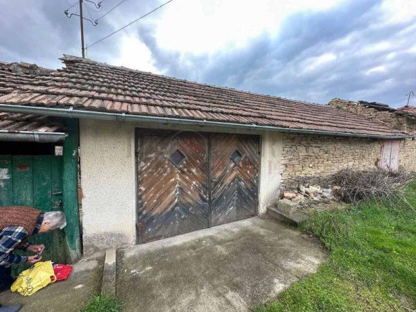 Продава се Къща в с. Горна Липница, Област Велико Търново - 100 кв.м за 280 €/кв.м - Снимка #14