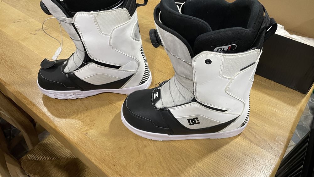 Bootsi de snowboard dc albi 43