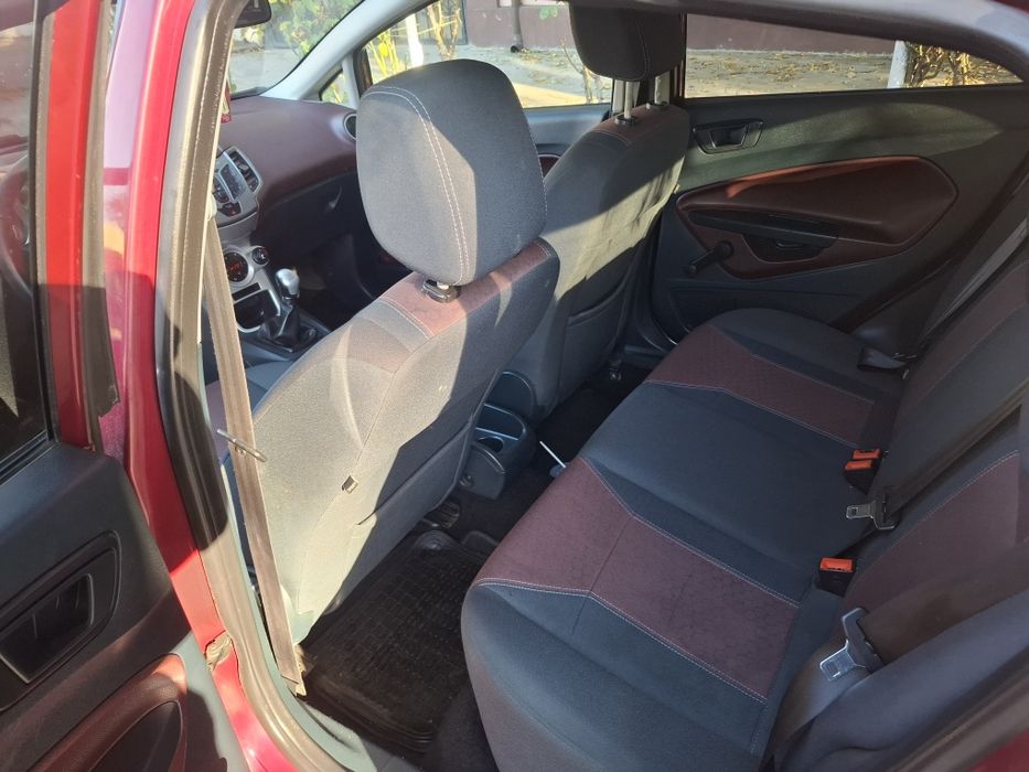 Ford Fiesta " TITANIUM" 1.300 Benzina 2009