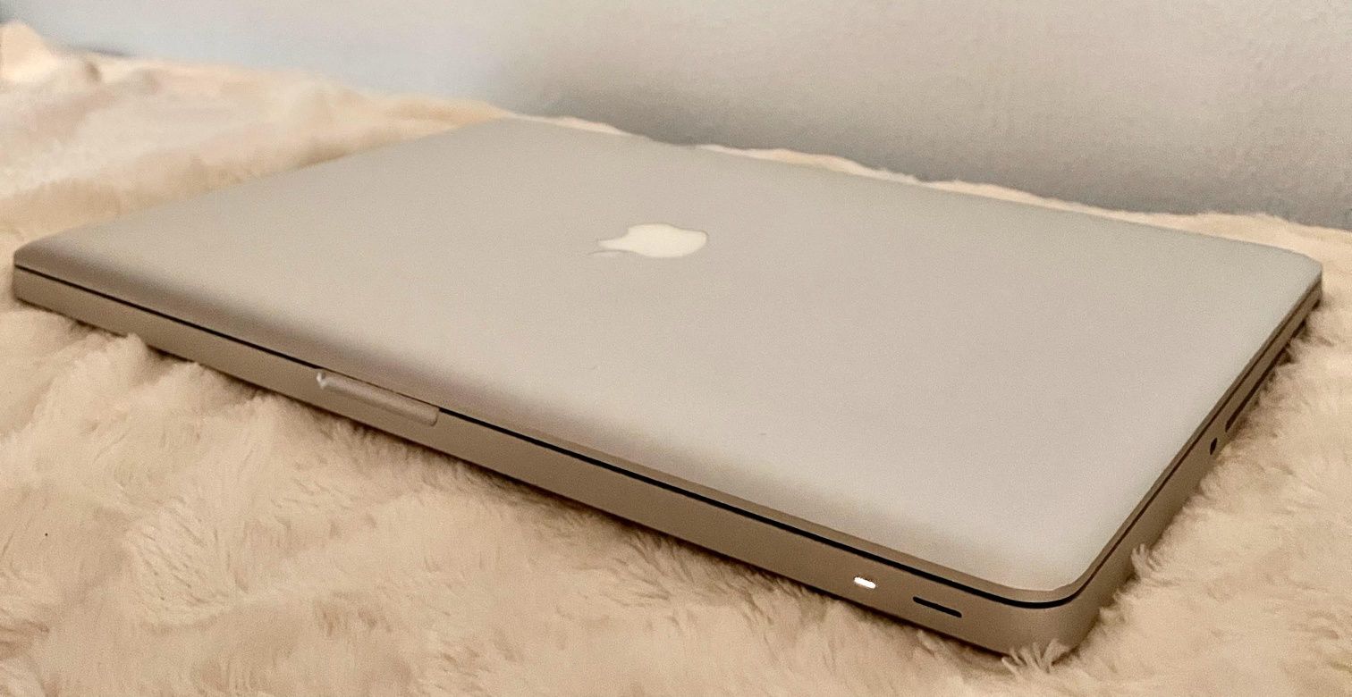 MacBook Pro 17-inch 250GB