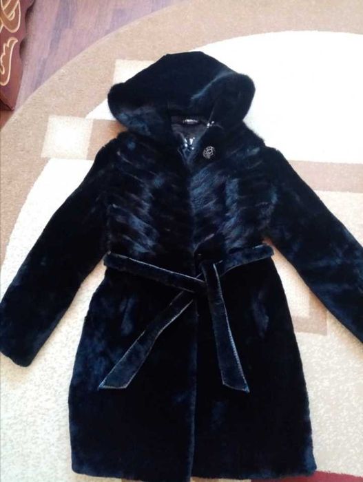 Шуба мутоновая с норкой