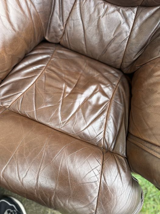 Комплект масивни кожени фотьойли