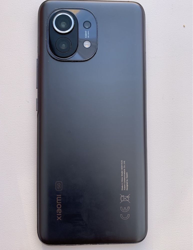 Продам mi 11
