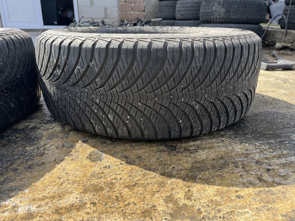 Anvelope M+S  Good Year 235/55/R18 suv
