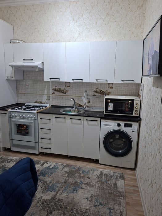 Задаётся квартира 2 х комната