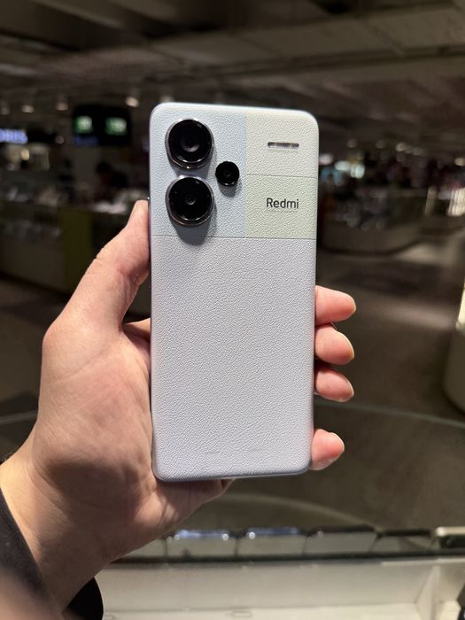 Redmi Not 13 Pro + память 8/256Gb в идеале