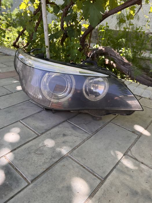 Фара правая BMW E60 дорест