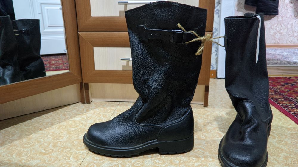 Спецобувь. Кирзовые сапоги, рабочие. 43 размер