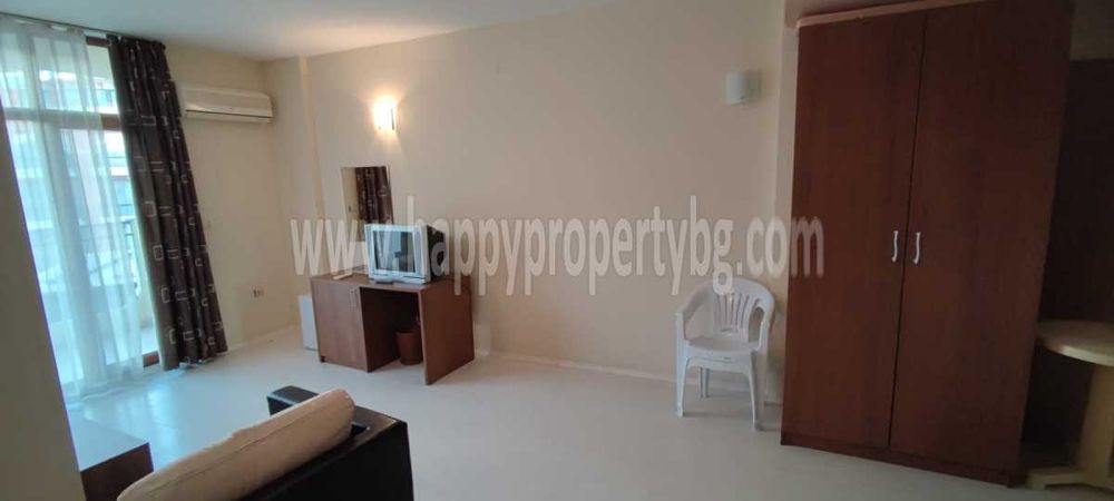 Продава се Двустаен апартамент в к.к. Слънчев бряг - 66 кв.м за 894 €/кв.м - Снимка #6