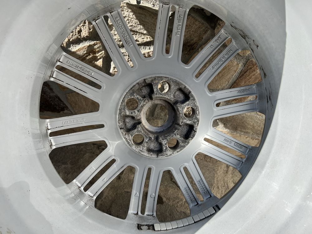 Джанти  с гуми 20 цола за Land rover