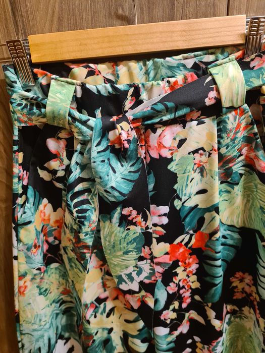 Панталон летен флорален