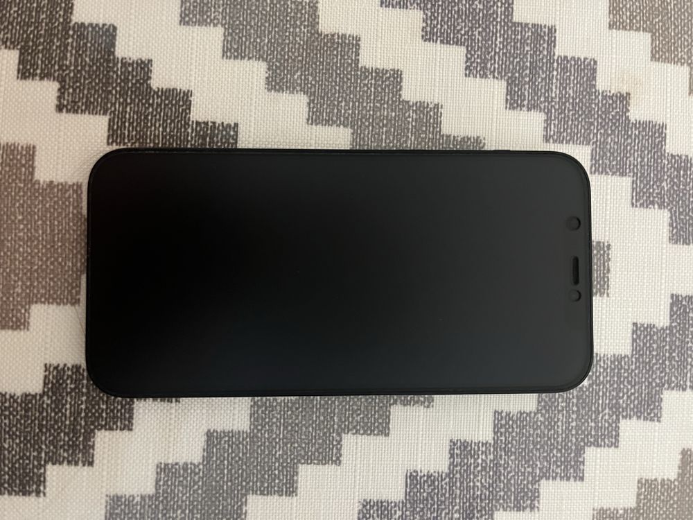 Срочно продам Iphone 12