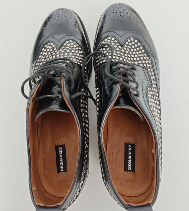 Vând lace up Dsquared2