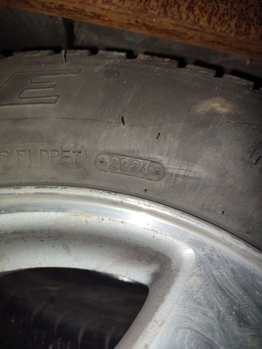 Резина с дисками на Субару