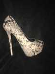 Нови високи обувки Steve Madden