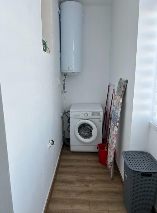 Дава се под наем Тристаен апартамент в Пловдив, Христо Смирненски - 80 кв.м за 700 € - Снимка #9