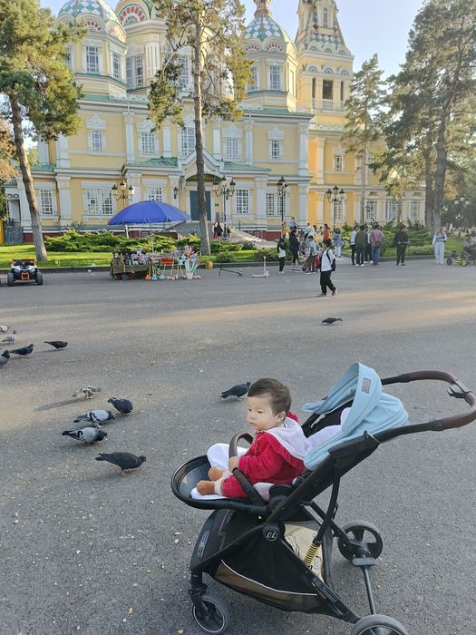 Отдам каляску бесплатно