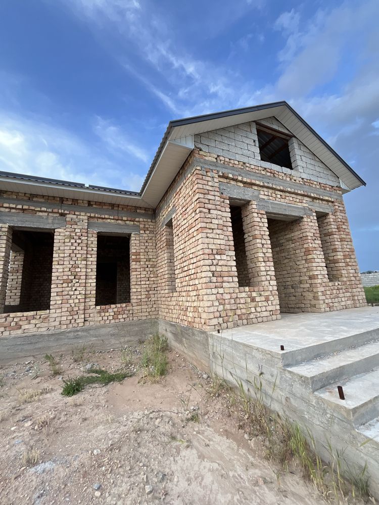 Ленгер қаласы. Үй сатылады.