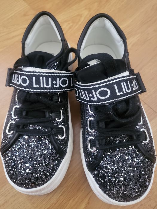 Уникални кецове Liu Jo и сандали Zara