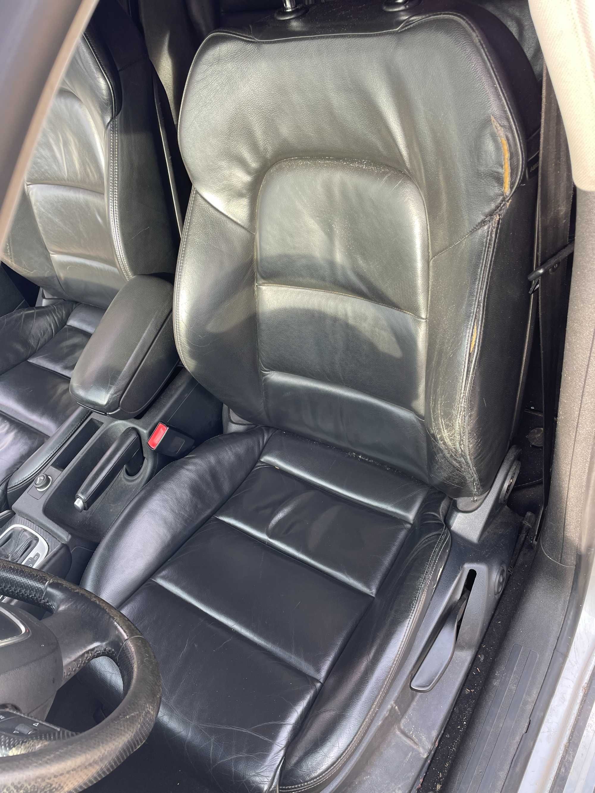 Interior piele pe negru sport  Audi A3 8P de Europa