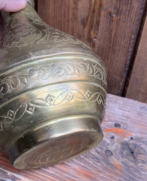 Decor/vaza alama/bronz vechi/antic