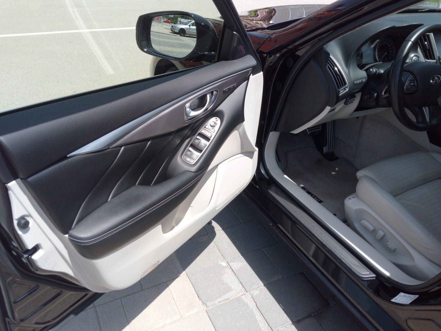 Infiniti Q50S Hybrid AWD