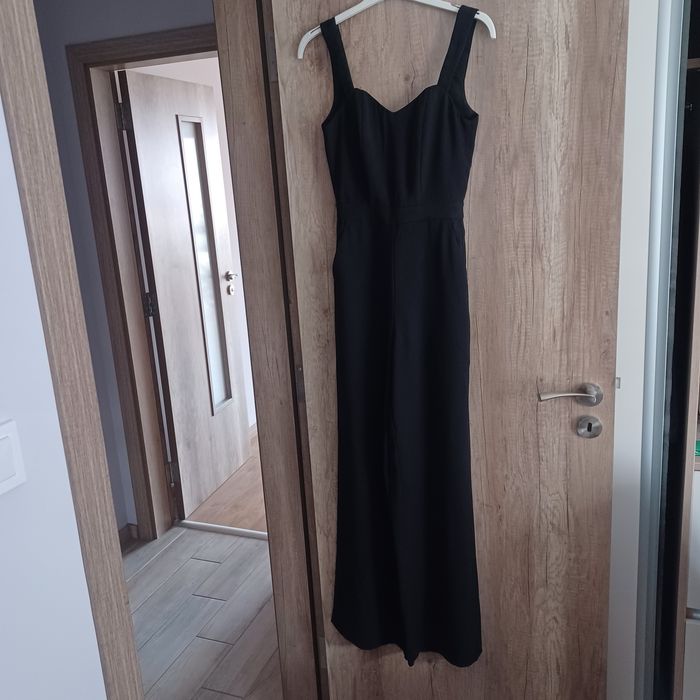 Пола Mango, Гащеризон H & M