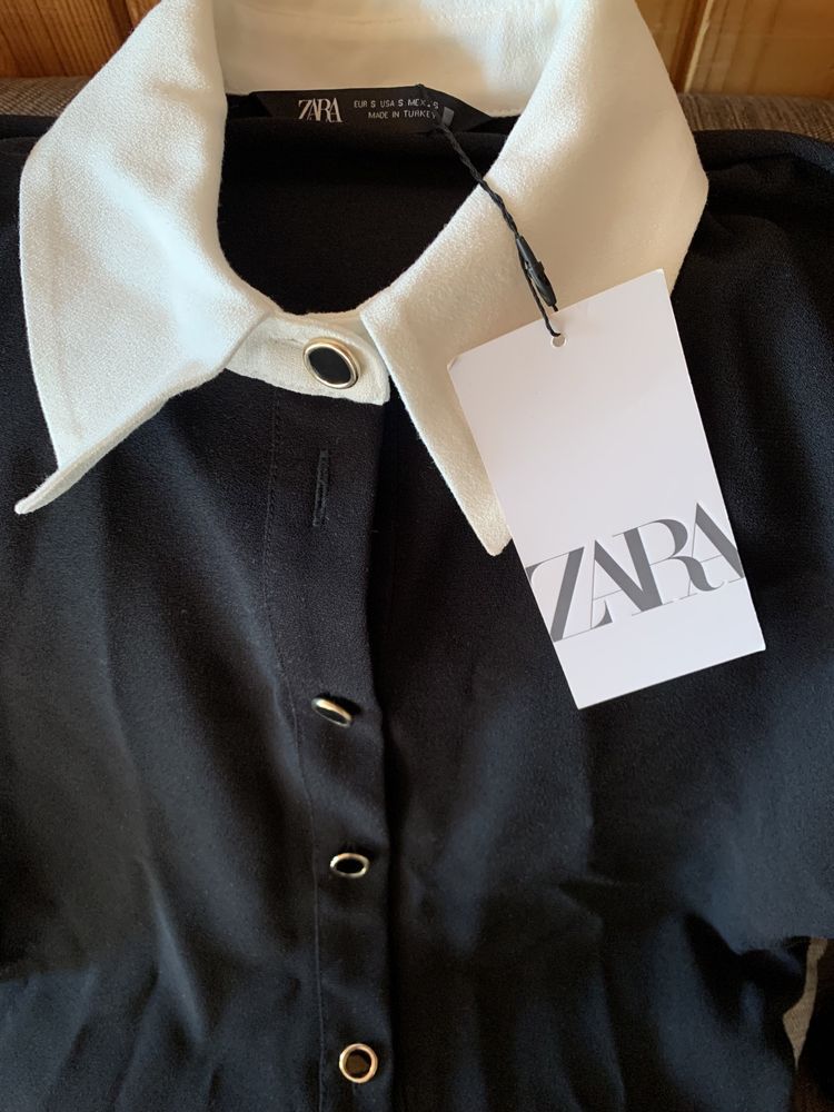 Рокля с етикет Zara