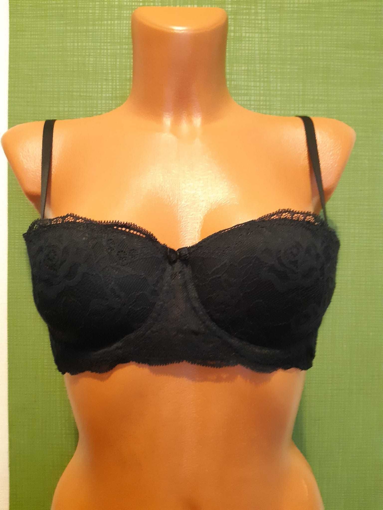 Sutien cu push-up cu semicupă,de culoare negru,mărimea 75B,Intimissimi