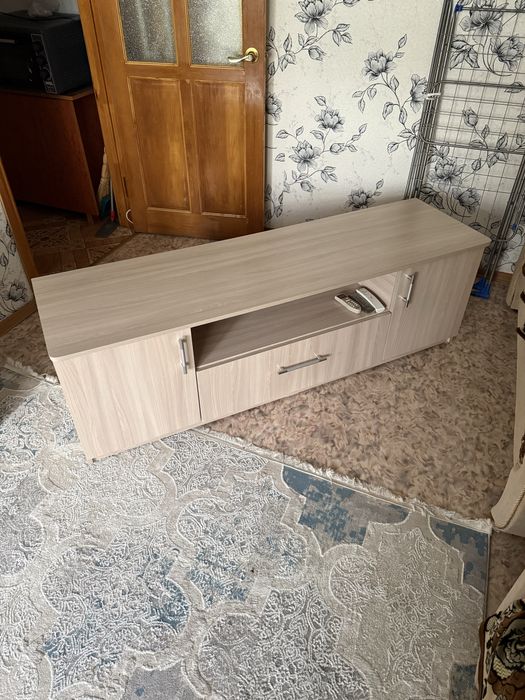 Продам большую тв тумбу
