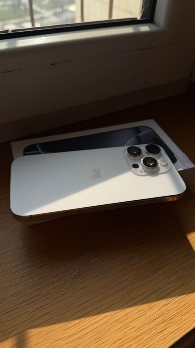 iPhone 16 Pro, 512GB, 1 Sim+1 Esim