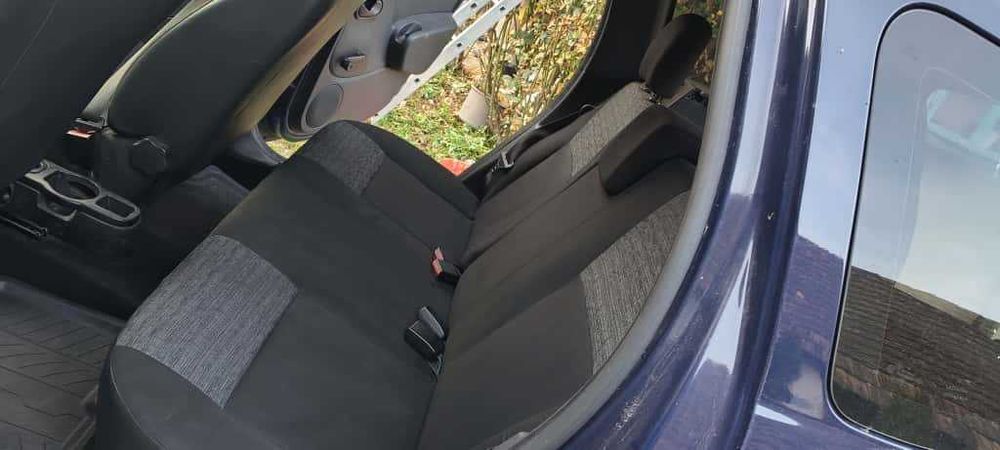 vind sau schimb dacia duster