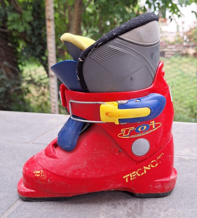 Детски ски, щеки и обувки