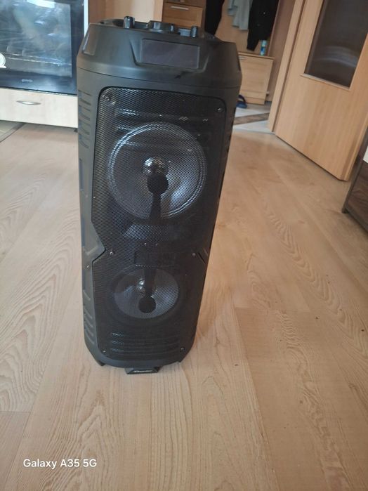 Профавам Тон колона