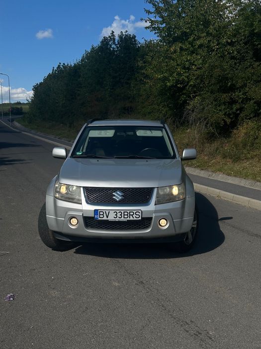 Vând Suzuki Grand Vitara