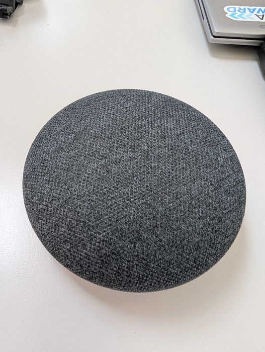 Google Nest Mini, chromecast integrat