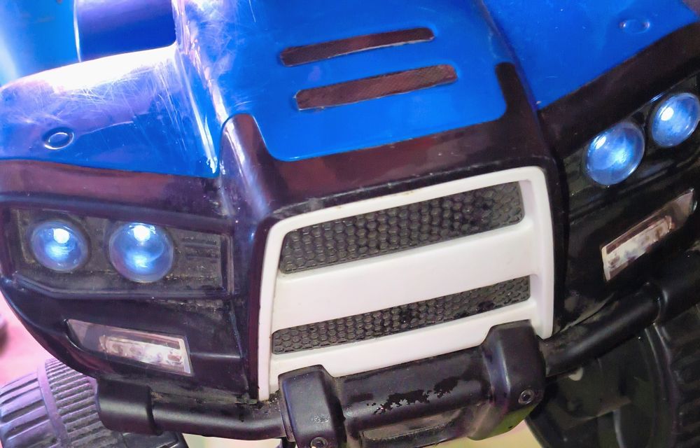 Mașinuță electrică