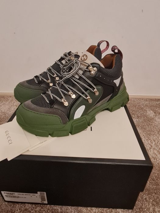 Vând - sneakersi Gucci Flashtrek - originali - noi - 43