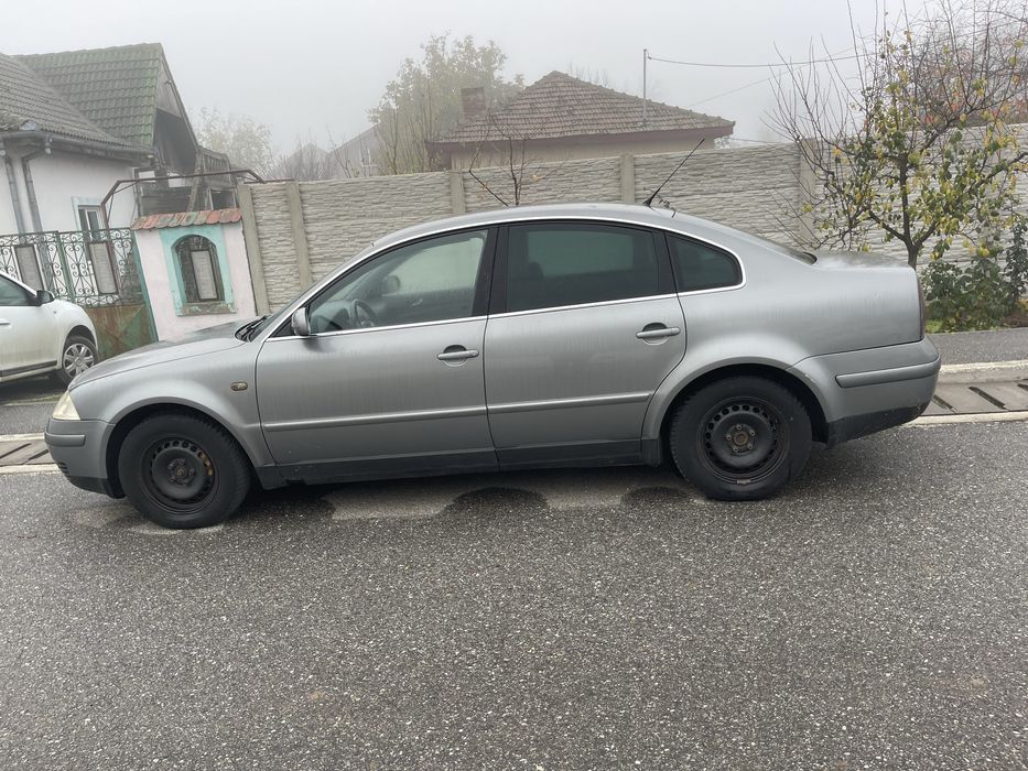 Volkswagen Passat 2003 • 1.6 Benzină + GPL • În stare foarte bună