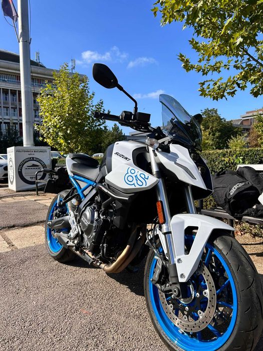 Motocicleta SUZUKI GSX 8s TVA deductibil inclus