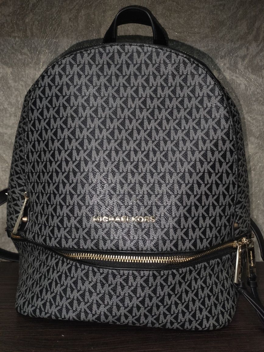 Сумка  рюкзак Michael kors