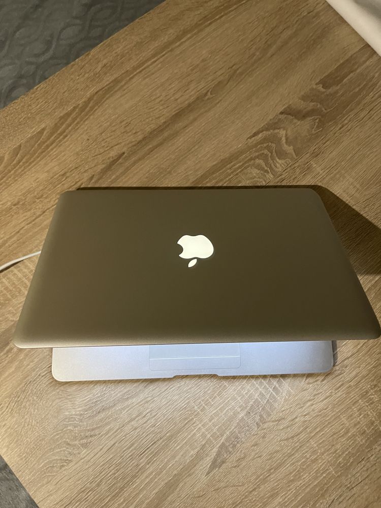 Лаптоп MacBook Air