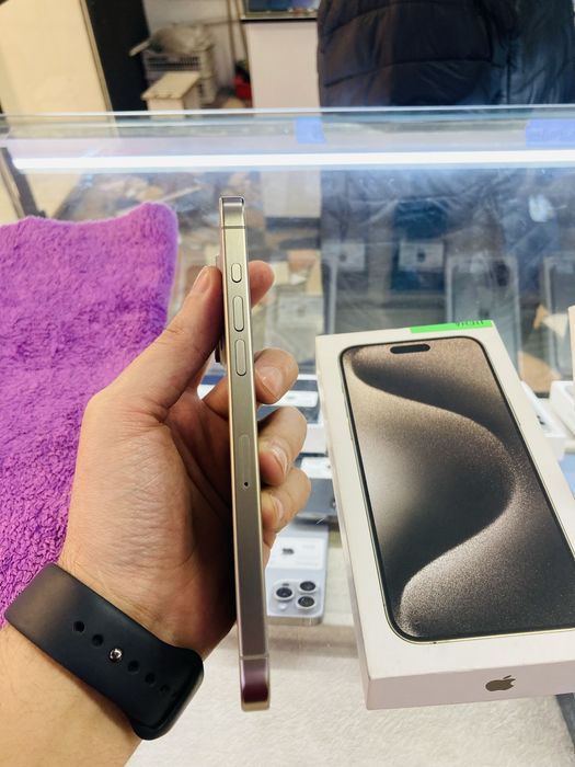 iPhone 15 Pro Max 256 gb natural