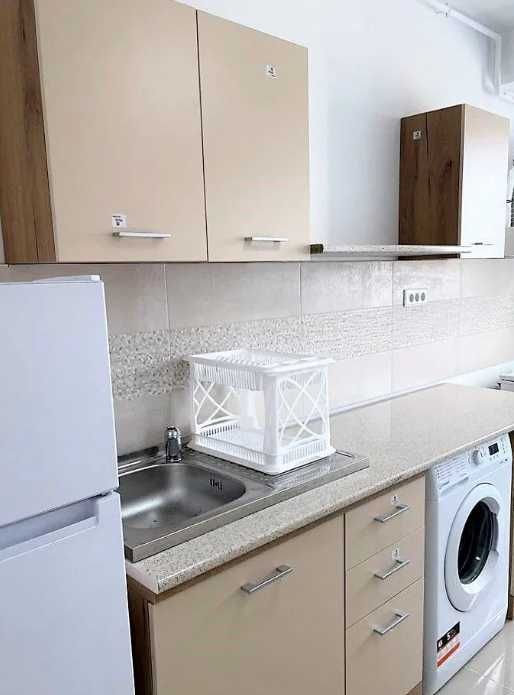 Дава се под наем Тристаен апартамент в Пловдив, Каменица 1 - 84 кв.м за 198.9 € - Снимка #1