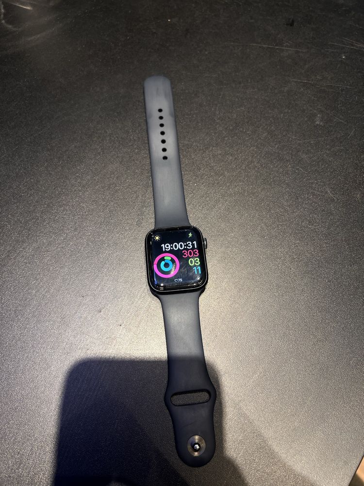 apple watch se 2023