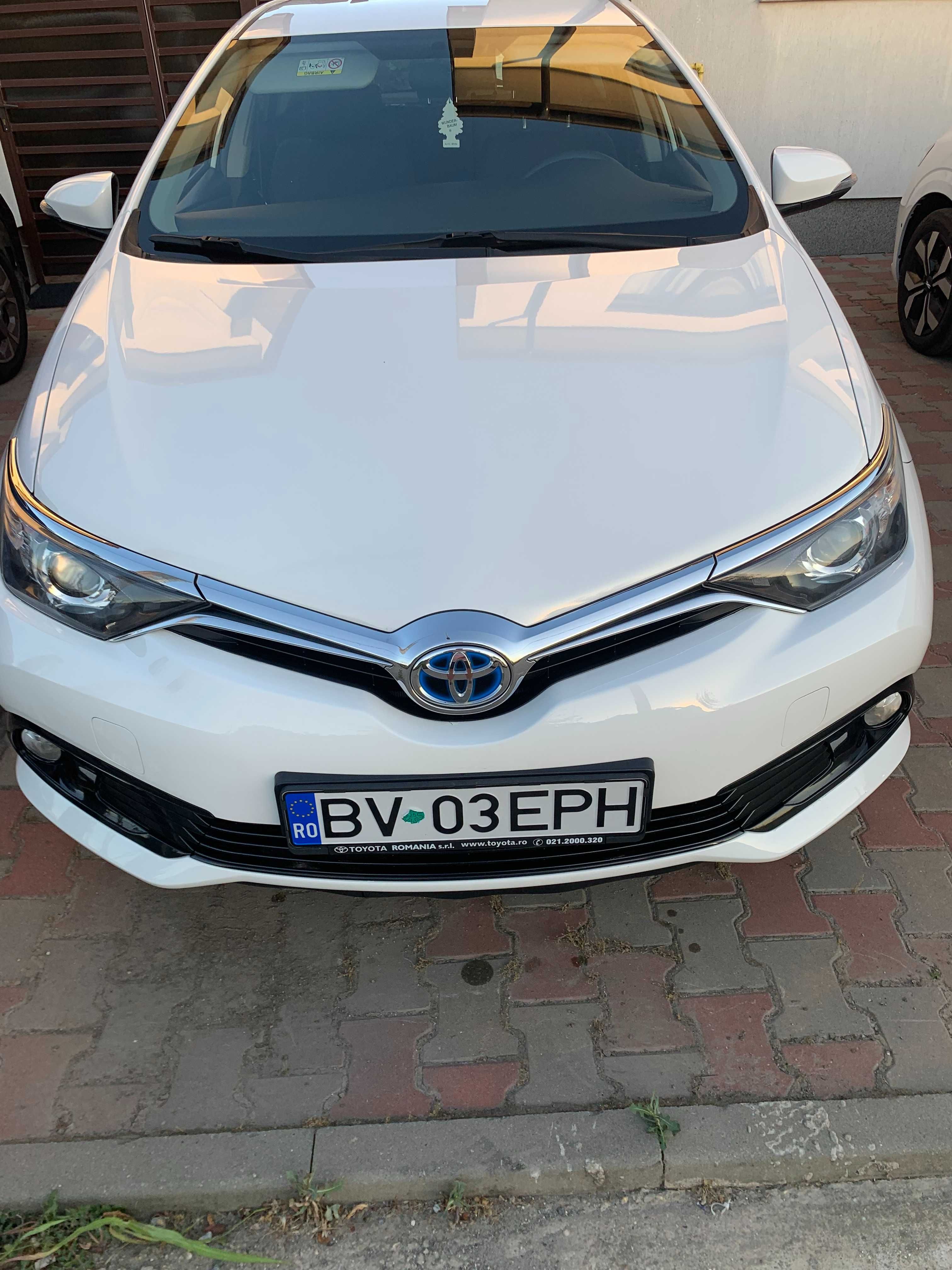 Toyota Auris Hybrid 2016-2017