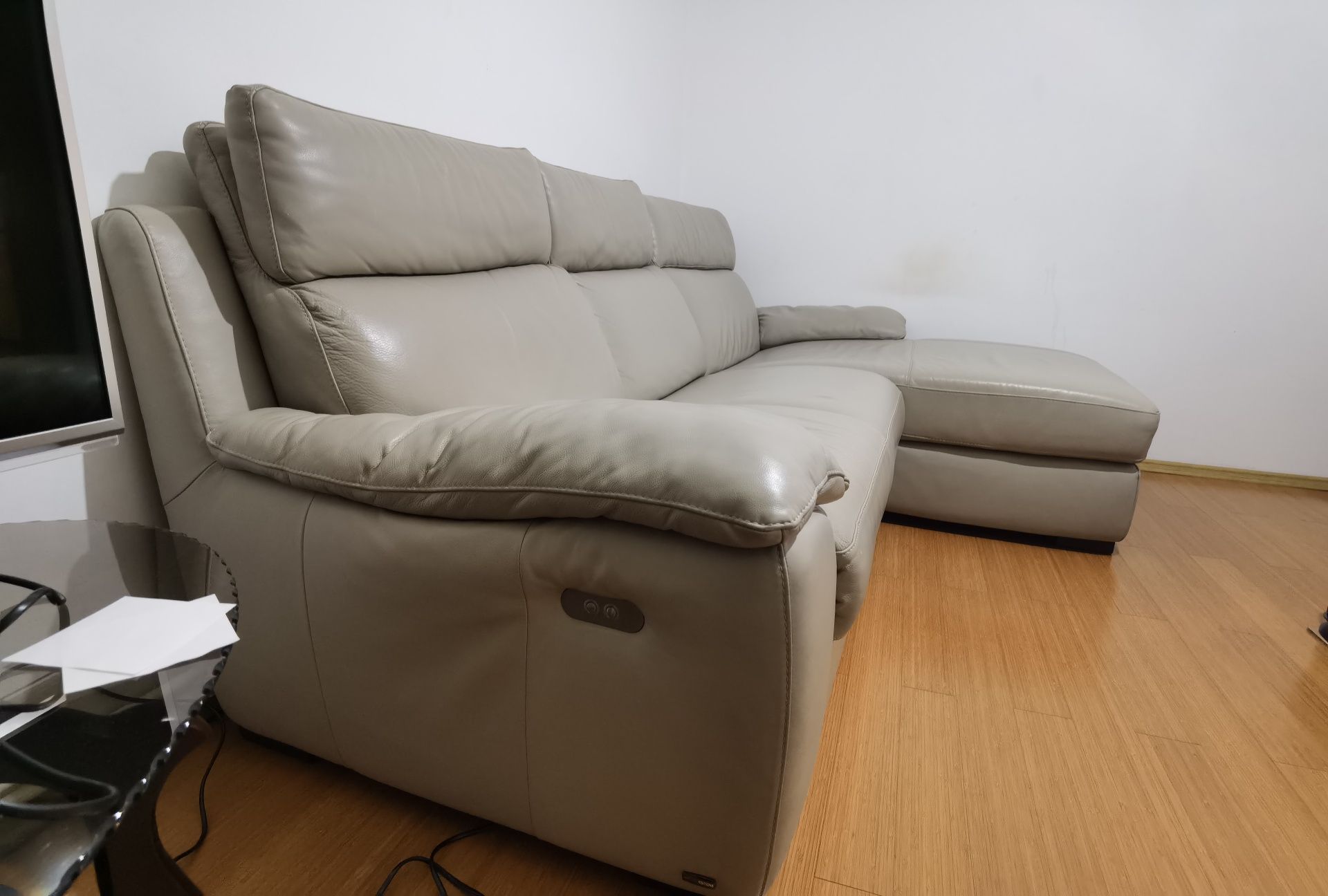 Canapea Coltar NATUZZI editions piele naturala 6999 lei